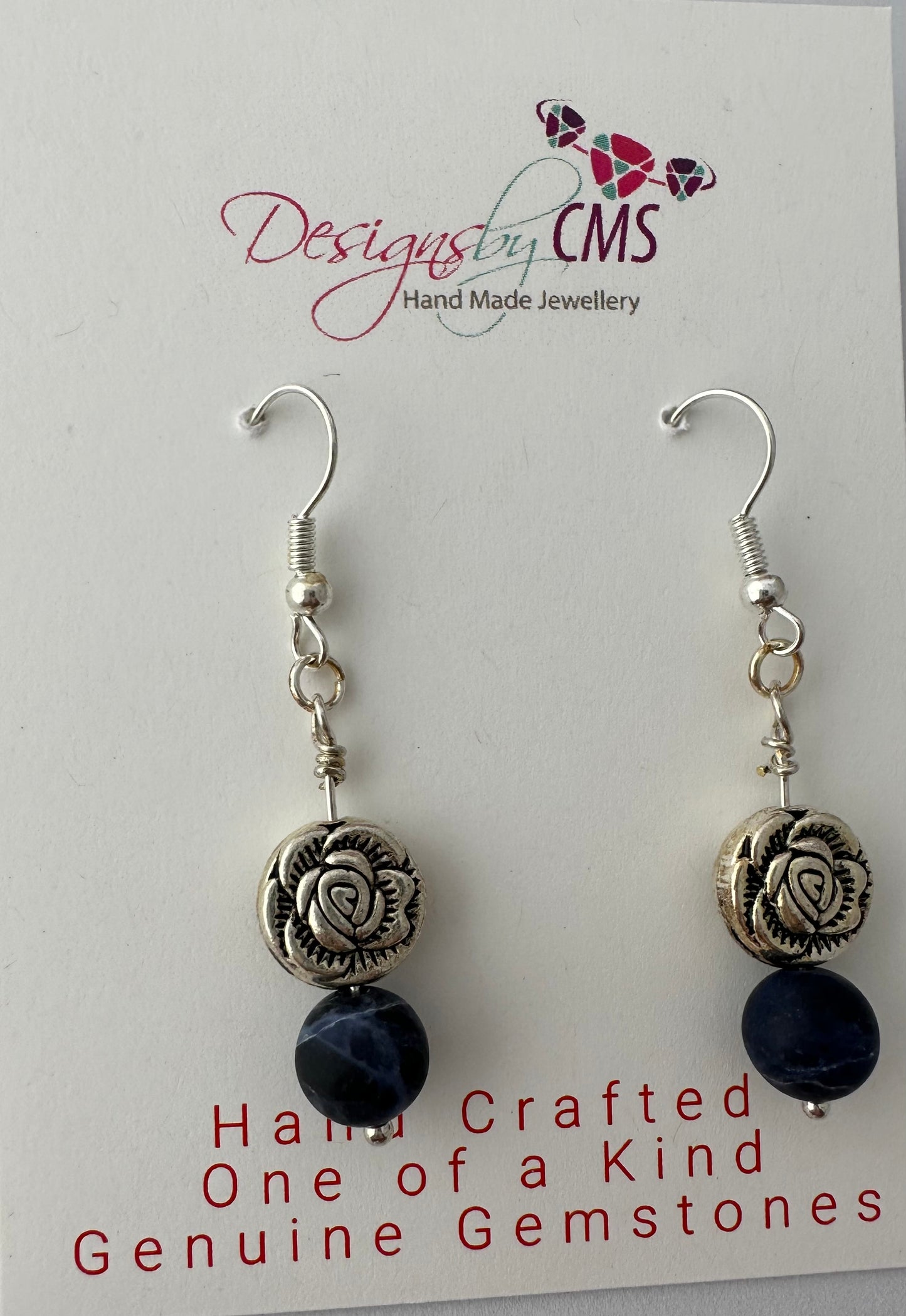 DISTINCTIVE TASSELED HARMONY DESIGN