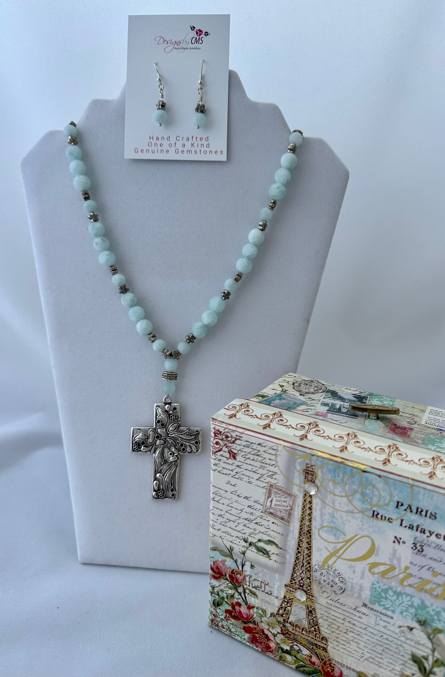 THE RADIANCE OF CELESTIAL MORGANITE GEMSTONES