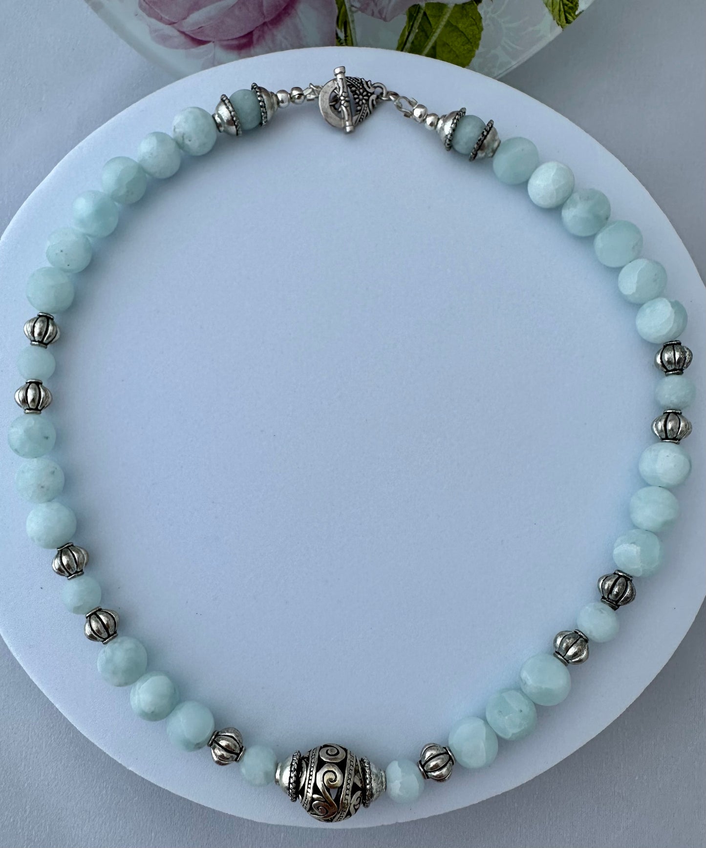 ROMANTIC GRACEFUL GLAMOUR OF MORGANITE