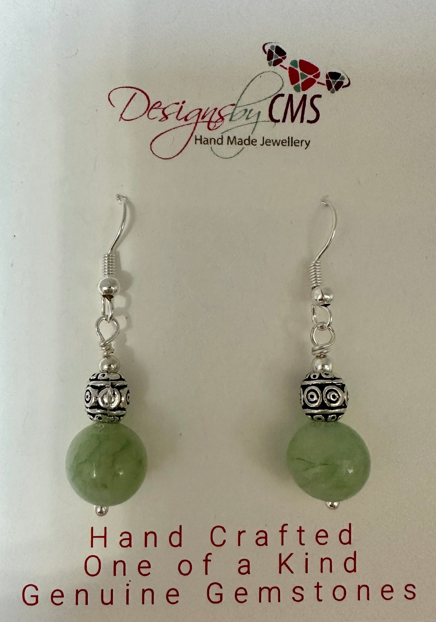 A HARMONY OF LUSTROUS BEAUTY