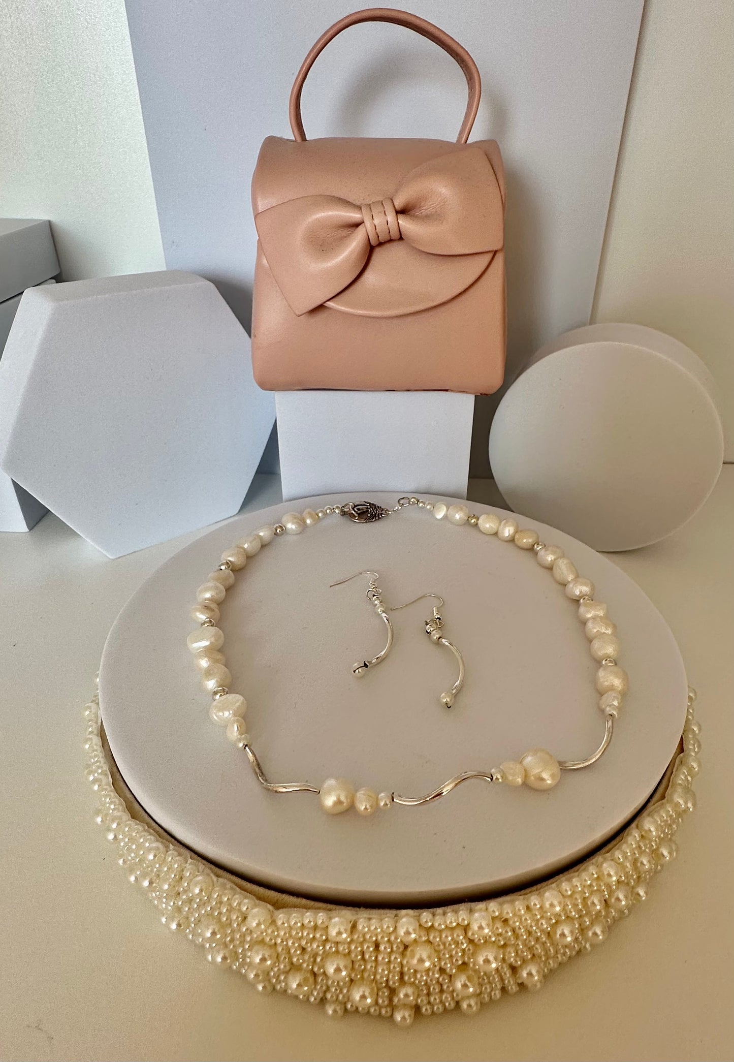 WHERE CLASSIC BEAUTY MEETS MODERN ELEGANCE