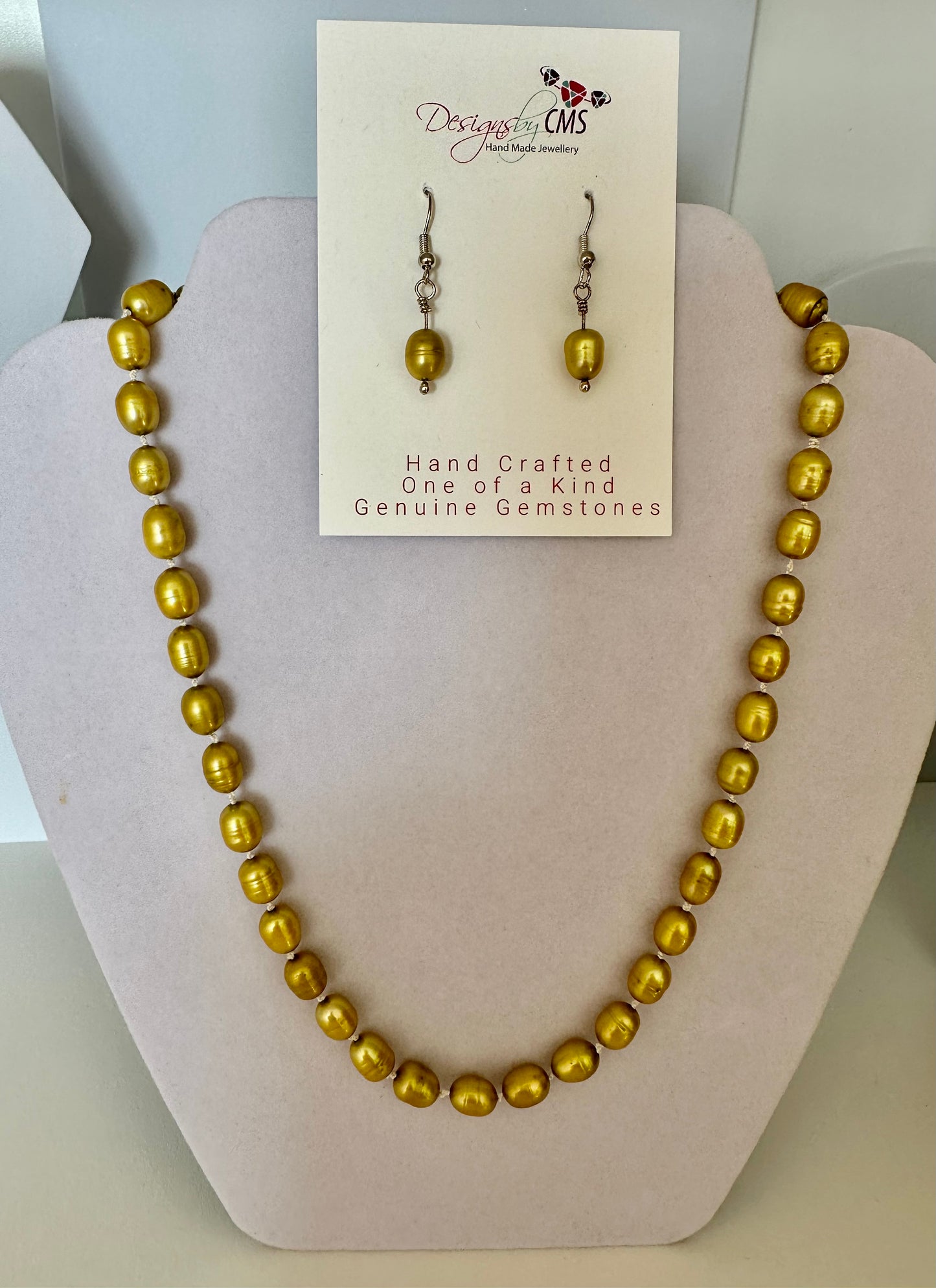 HAND KNOTTED MASTERPIECE