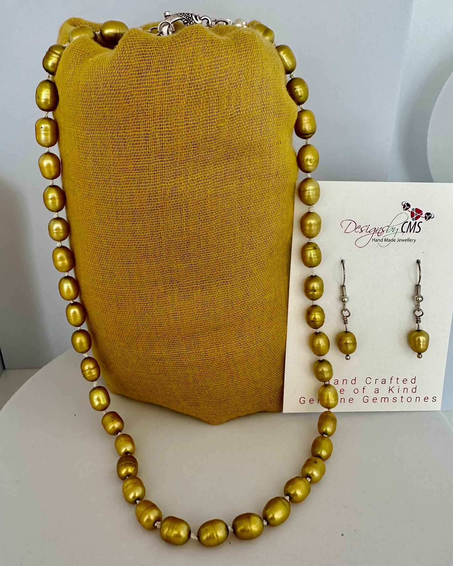 HAND KNOTTED MASTERPIECE